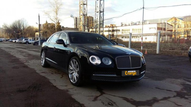 Bentley Continental Flying Spur (630)