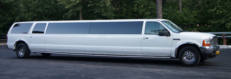 Ford Excursion-limo 2008