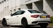 Maserati GranTurismo - вид сбоку